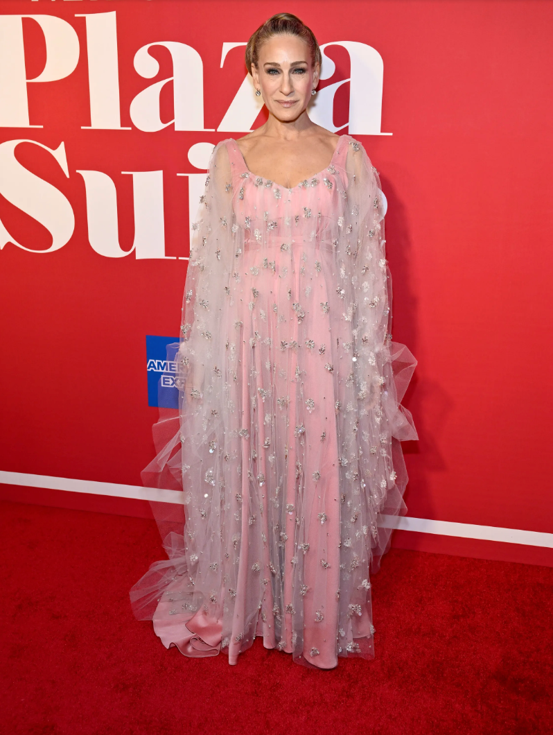 Sarah Jessica Parker wears Atelier Prabal Gurung for the opening night of Plaza Suite